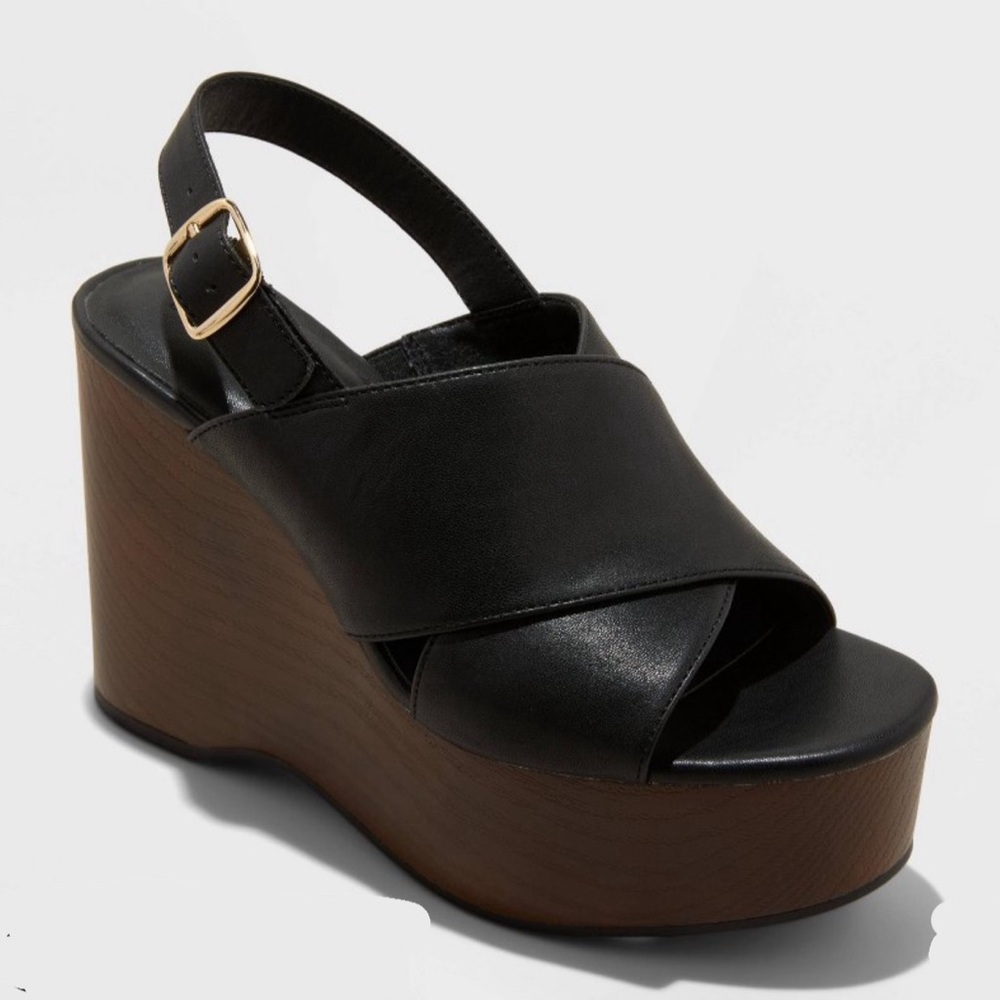 Universal Thread Black and Brown Wedge Sandals